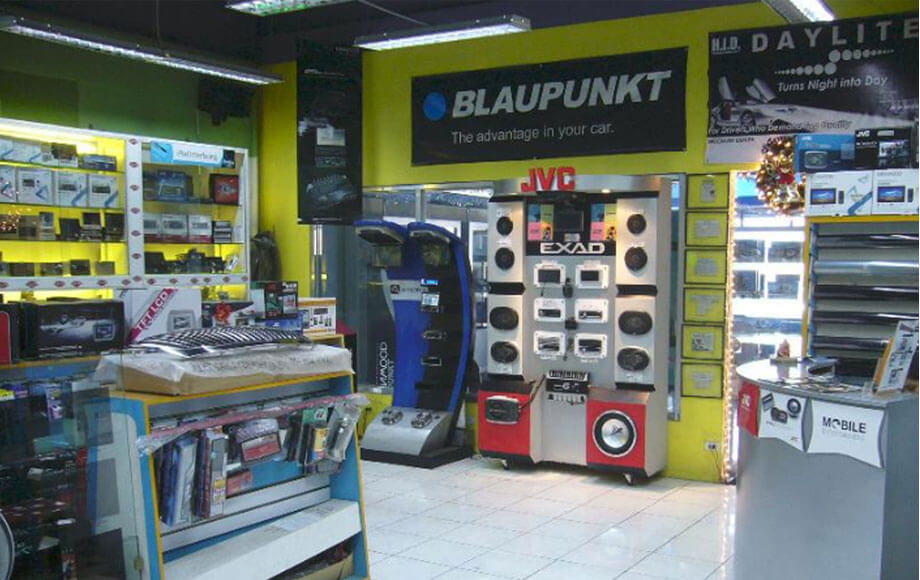 car accessories shop near me