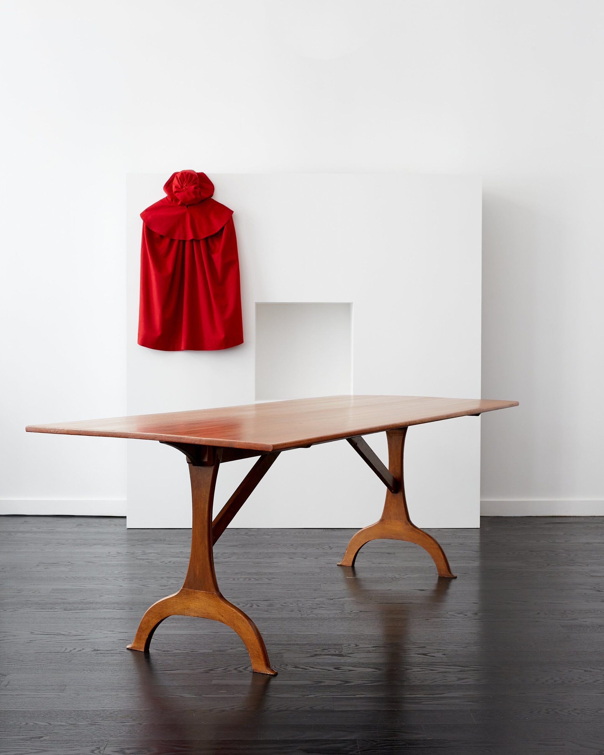 shaker dining table